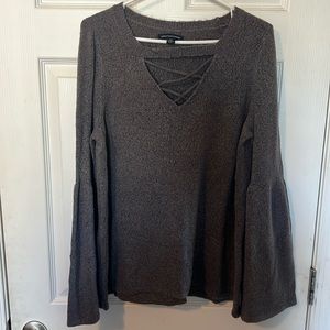 Women’s American Eagle sweater size L.